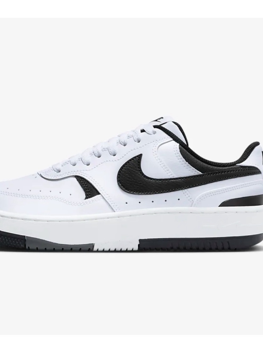 Nike Sneakers - Picture 2 of 8